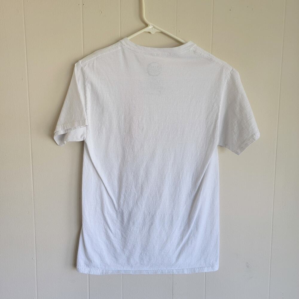 Hot Topic White Demon Slayer Graphic T-Shirt - Picture 2 of 3